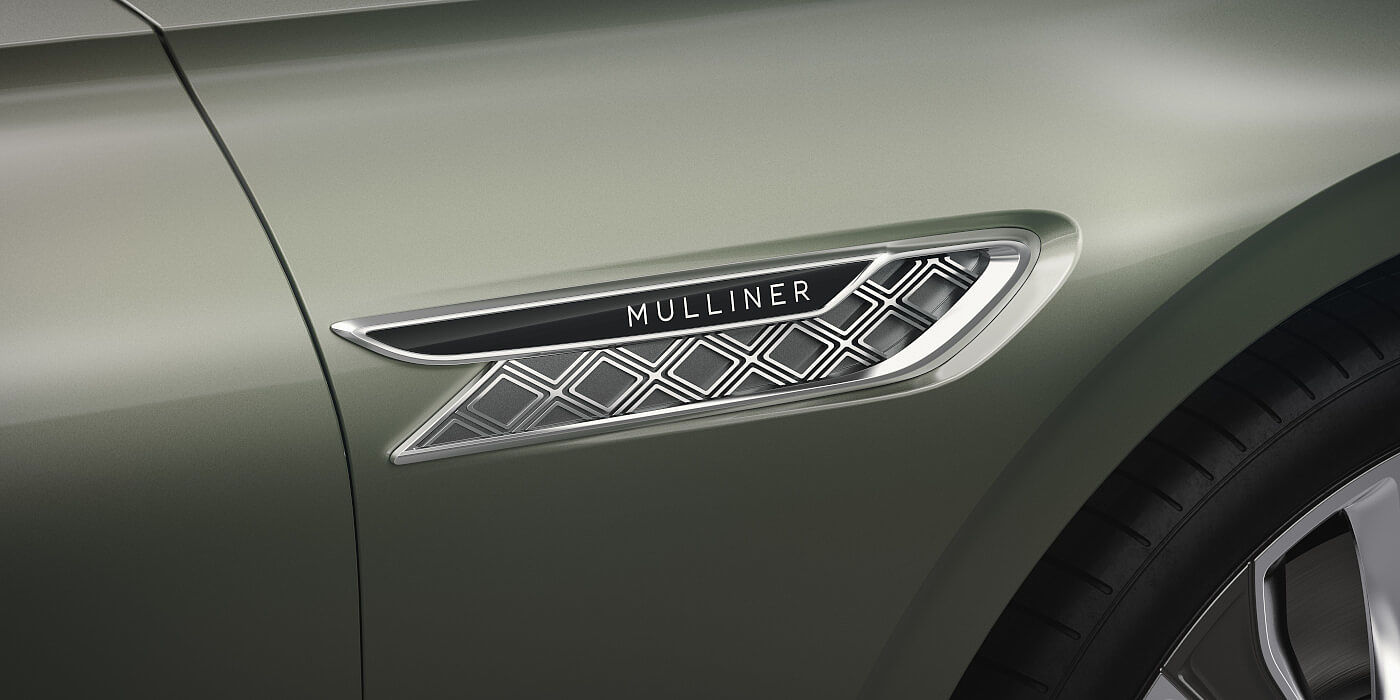 Bentley-Flying-Spur-Hybrid-Mulliner-chrome-double-diamond-wing-vent-on-Alpine-green-paint