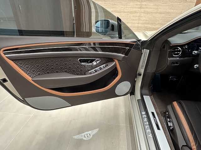 5:Bentley Continental GT Speed, Coupe, White, Bentley Kaohsiung