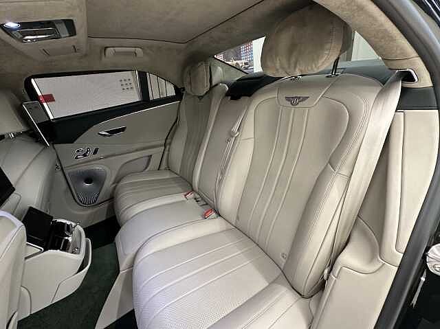 12:Bentley Flying Spur V8, Coupe, 綠色, Bentley Kaohsiung