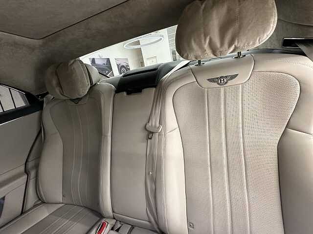 13:Bentley Flying Spur V8, Coupe, 綠色, Bentley Kaohsiung